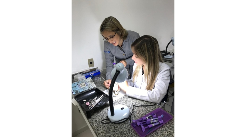 Imersão em Endodontia do Acesso à obturação